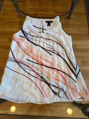 White House black market Sleeveless V-Neck Camisole with Peach and Black Swirl